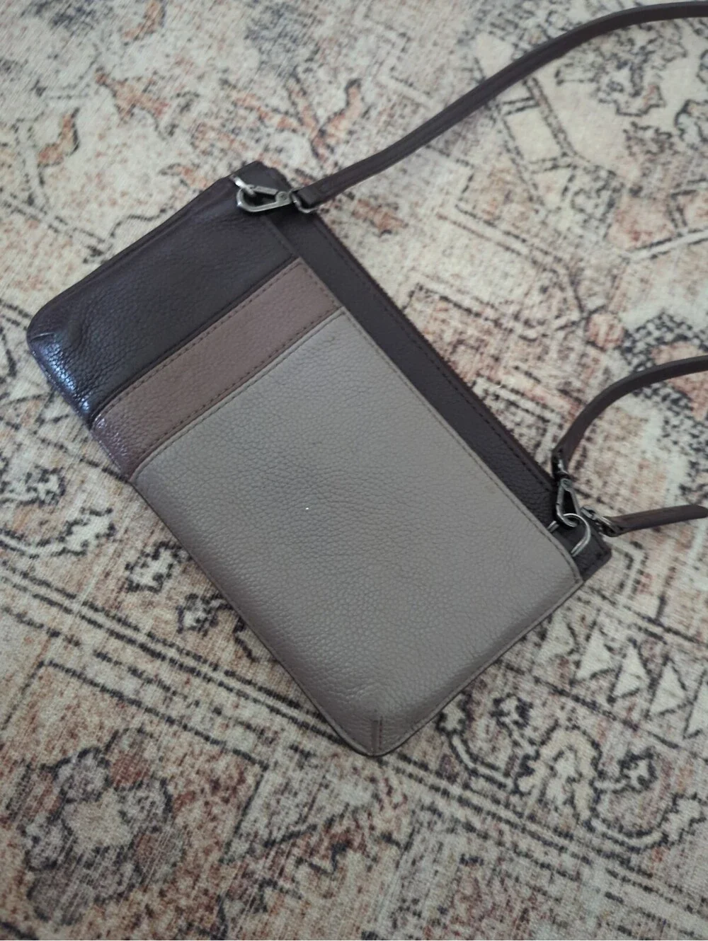 Tumi Belden Tan Brown Zip-around Travel Wallet Wristlet Crossbody Traveling